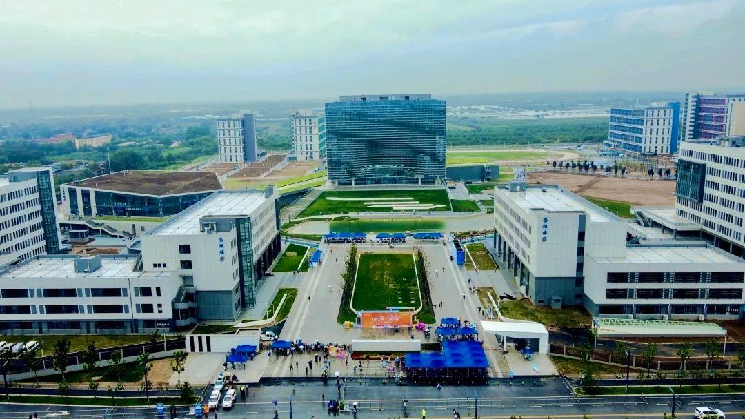 陕西，向尊敬的听众朋友们问好！